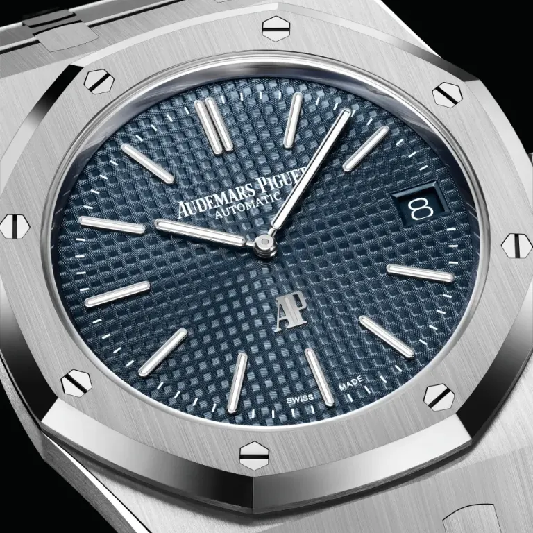 Audemars Piguet Royal Oak "Jumbo" Extra-Thin 39mm