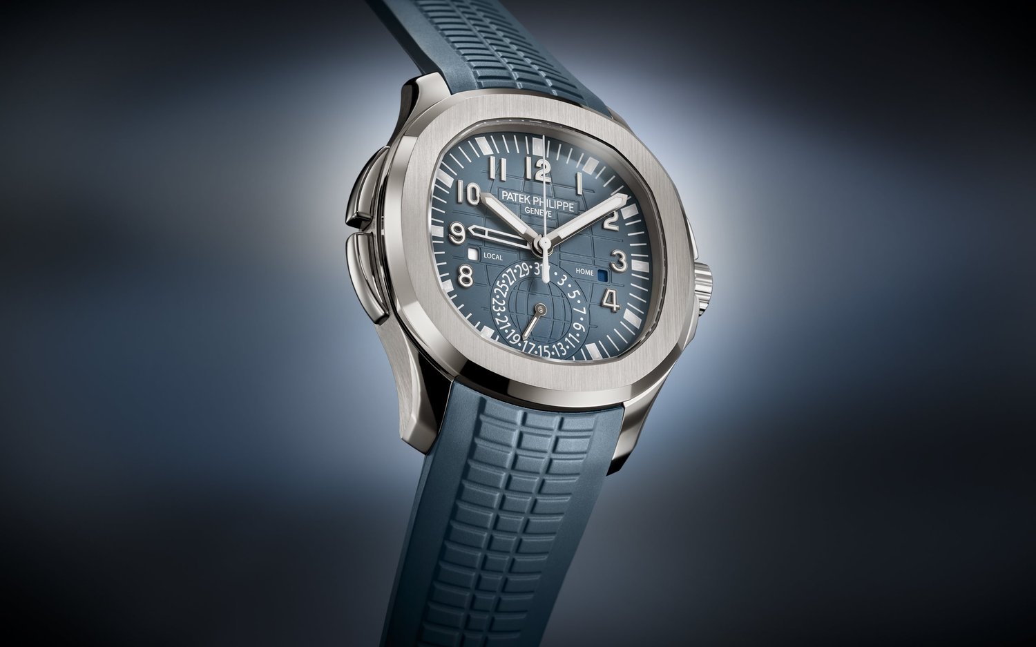 Patek Philippe Aquanaut Travel Time 40.8mm